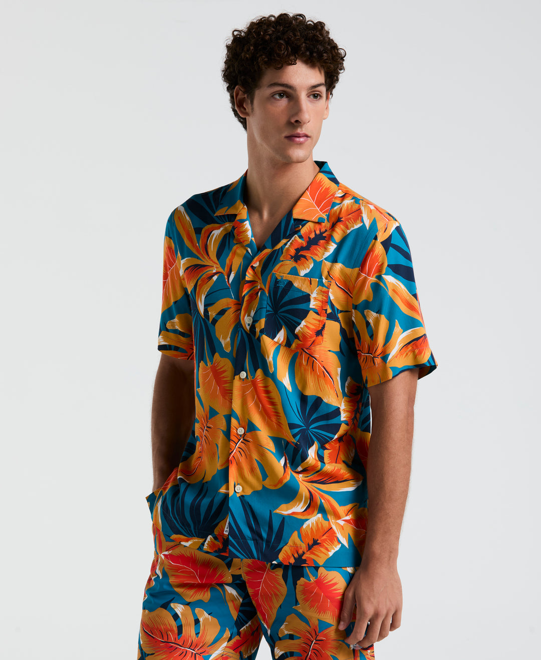 EcoVero™ Tropical Leaf Print Short Sleeve Shirt (Mosaic Blue) 