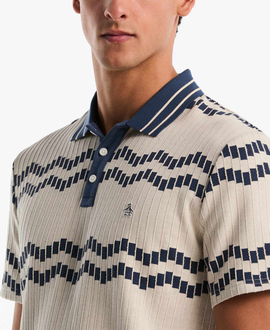 Jacquard Wavy Tiles Polo (Birch) 