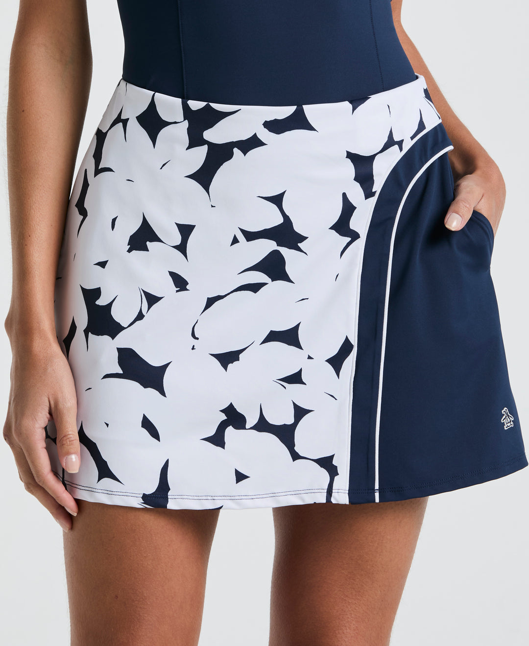 Riviera Floral Print Golf Skort (Black Iris) 